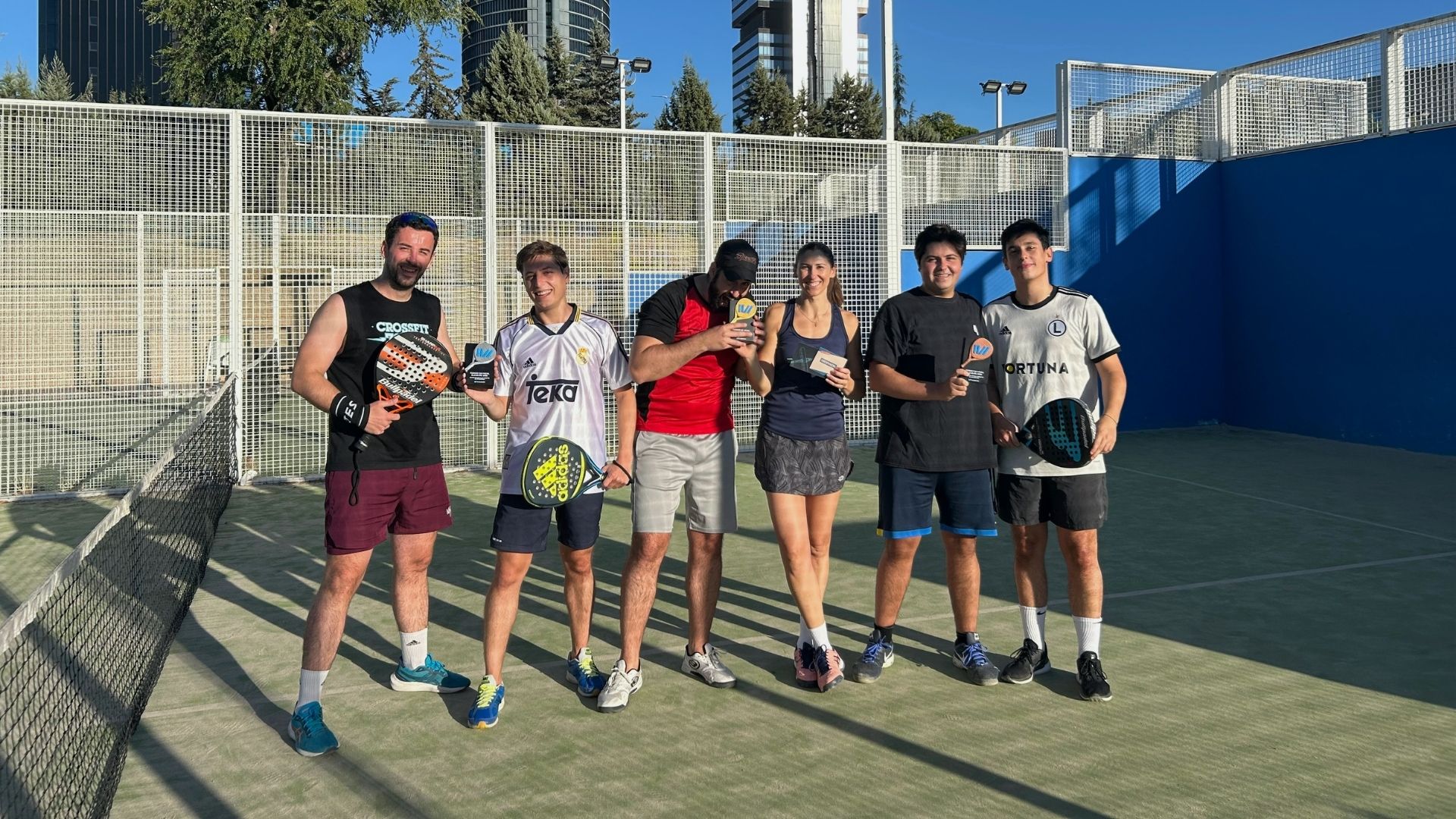 celebramos el torneo de padel de elzaburu 2025
